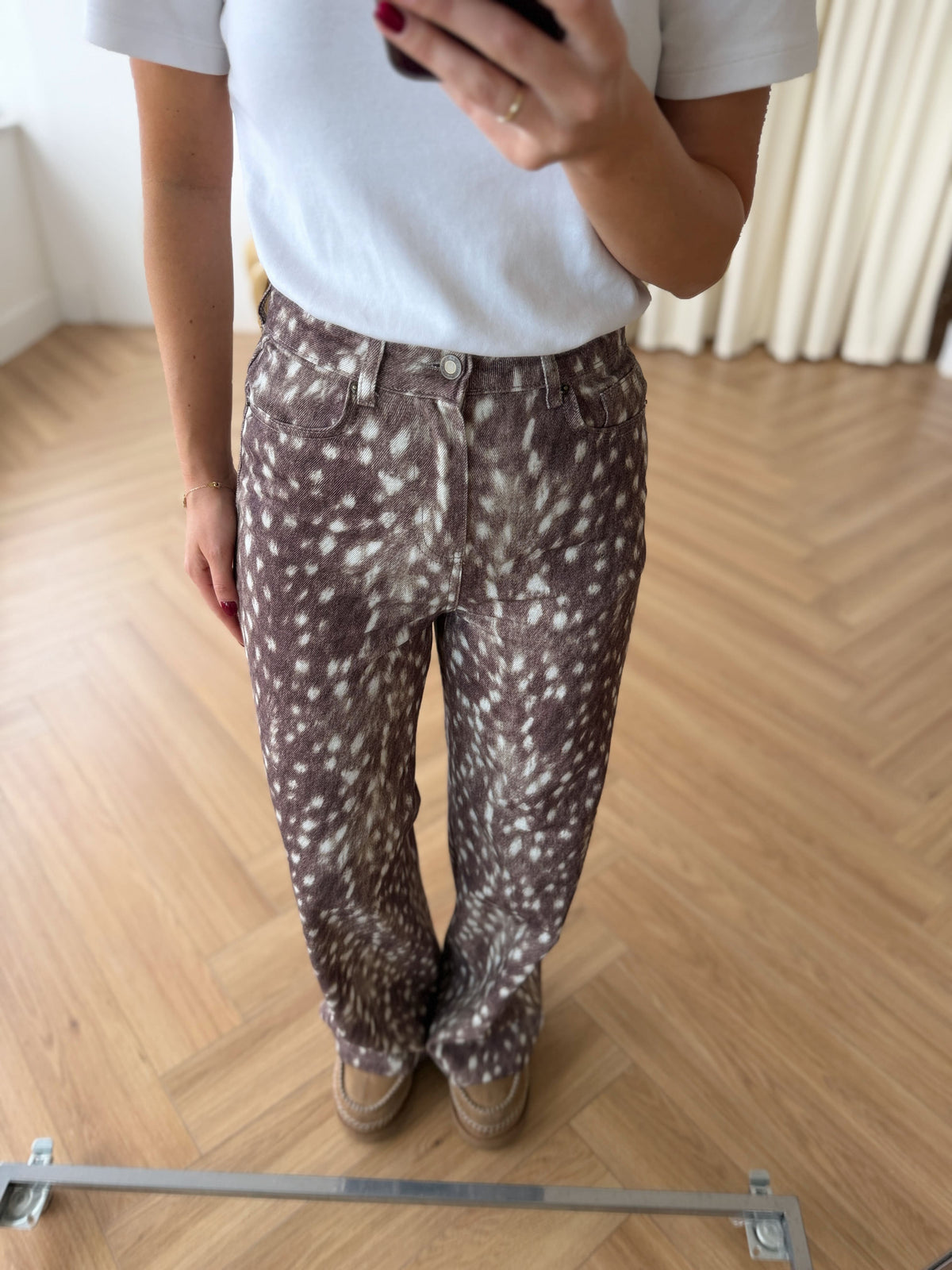 Jean à motif faon