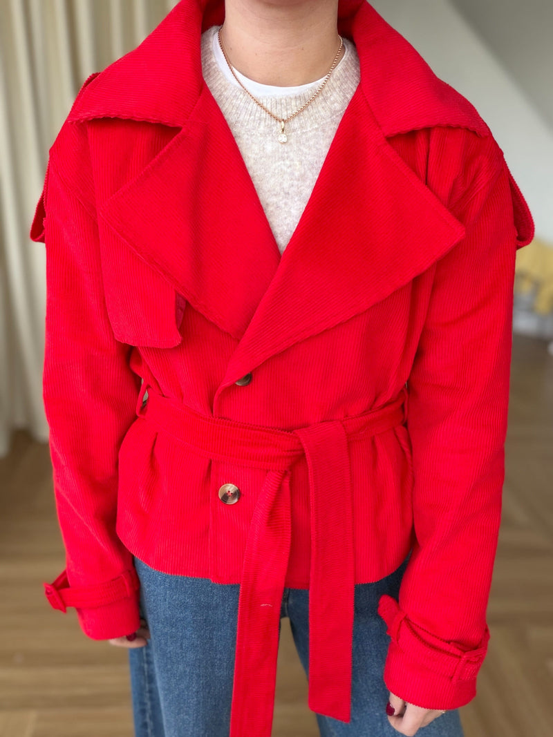 Veste en velours côtelé ceinturée
