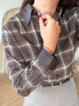 Chemise à carreaux garnie de cuir