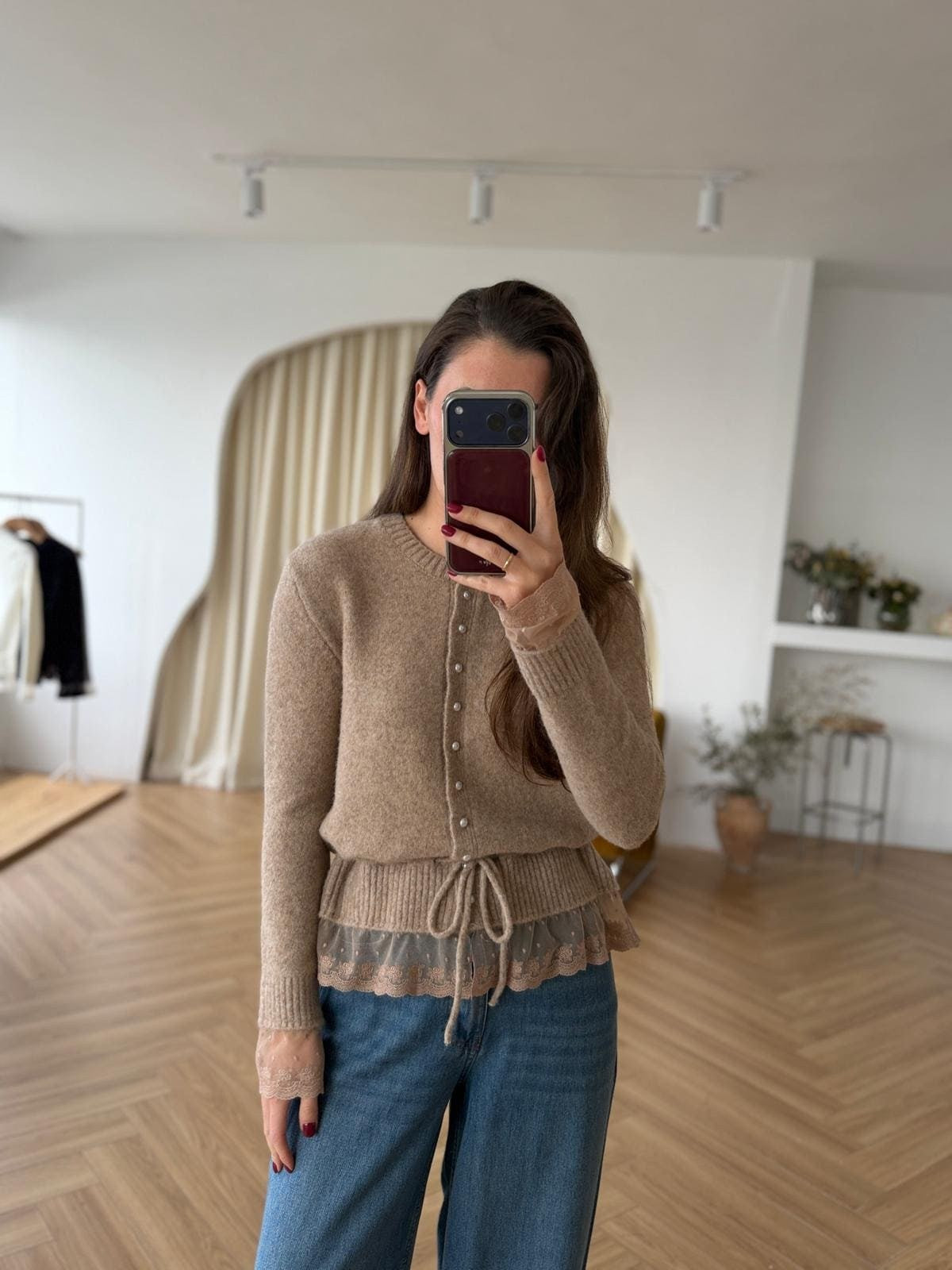 Veste en maille à boutons perles