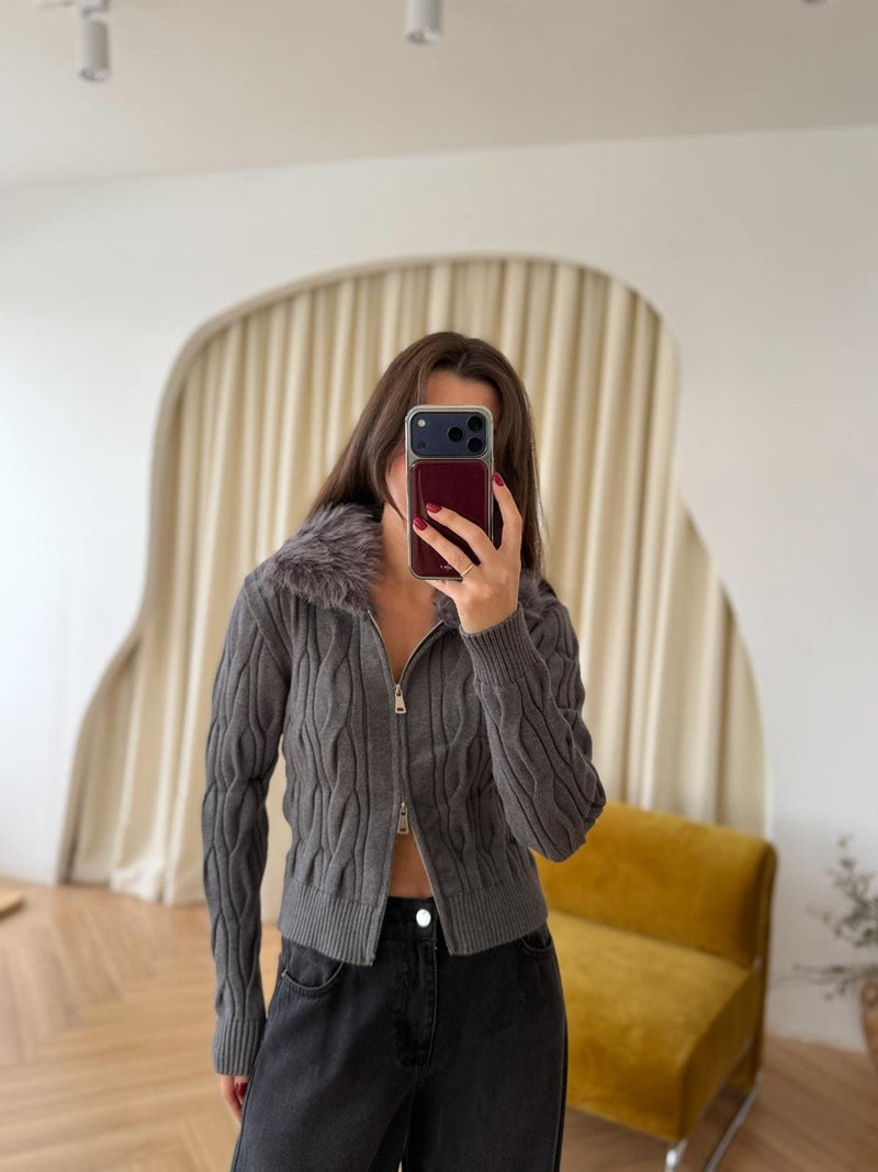 Veste zippée à col fourrure